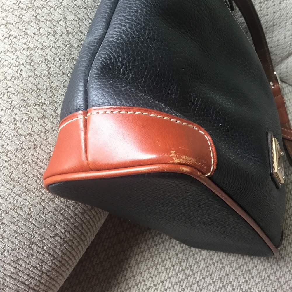 Dooney & Bourke Black pebble leather crossbody purse - Picture 6 of 10